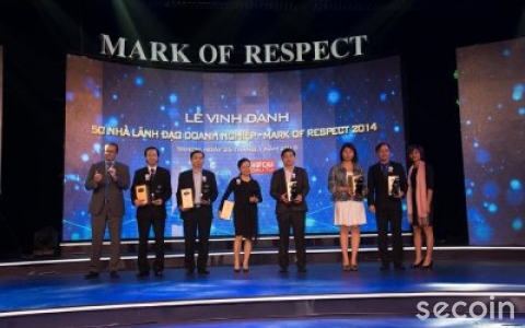 Ông Đinh Hồng Kỳ nhận giải thưởng “TOP 50 NHÀ LÃNH ĐẠO DOANH NGHIỆP